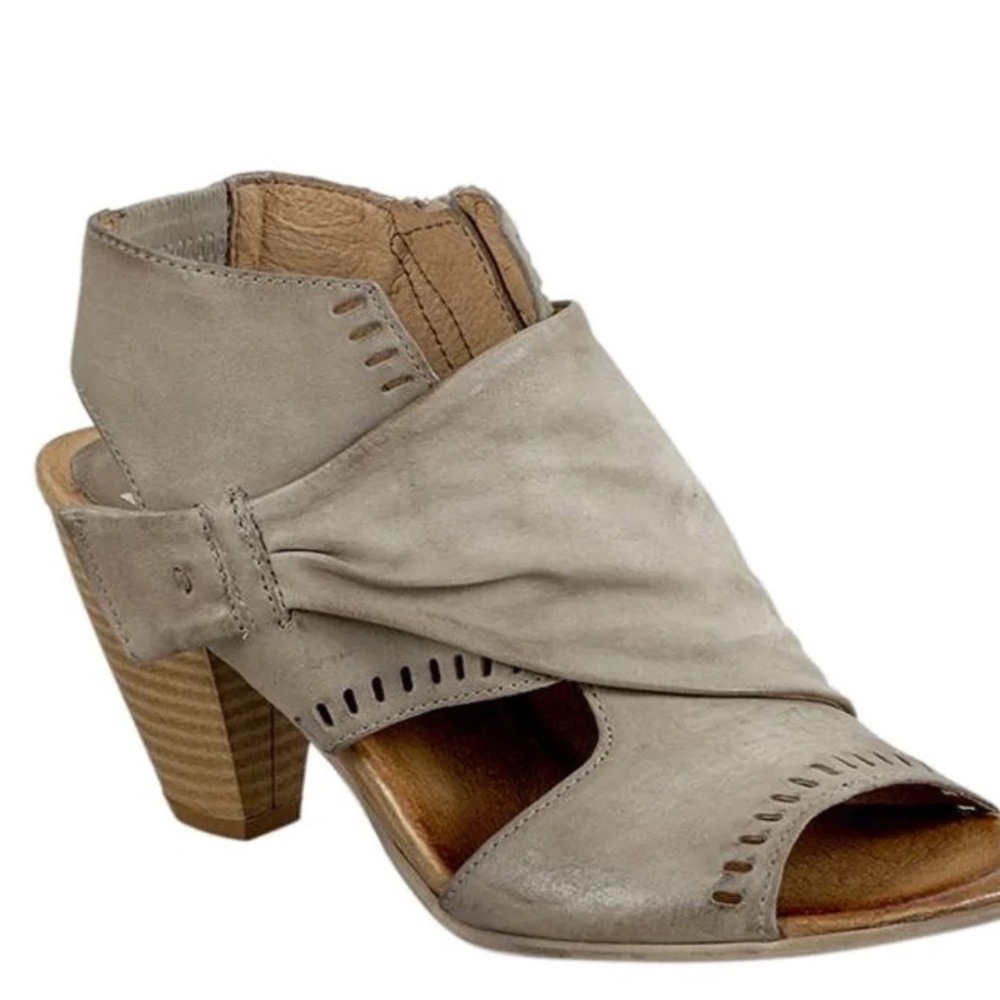 MIZ Mooz Moonlight Pebble peep toe in grey - Picture 11 of 13